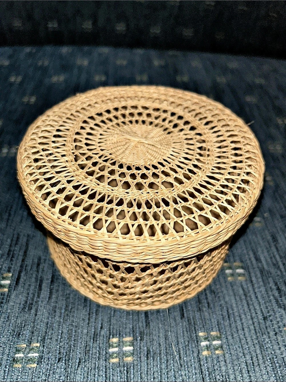 Woven Round Storage Basket with Lid